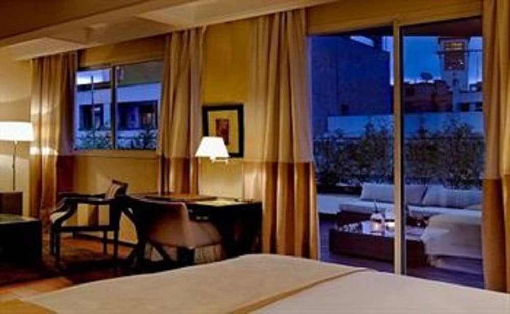 Park Suites Hotel Spa 33/38