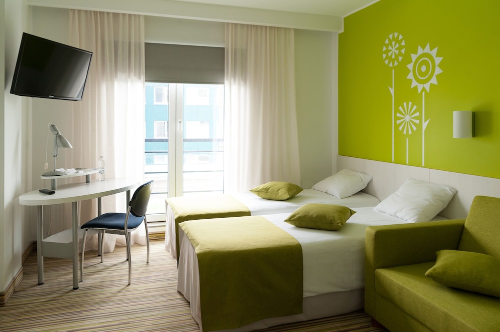 Tallink Express Hotel 19/68