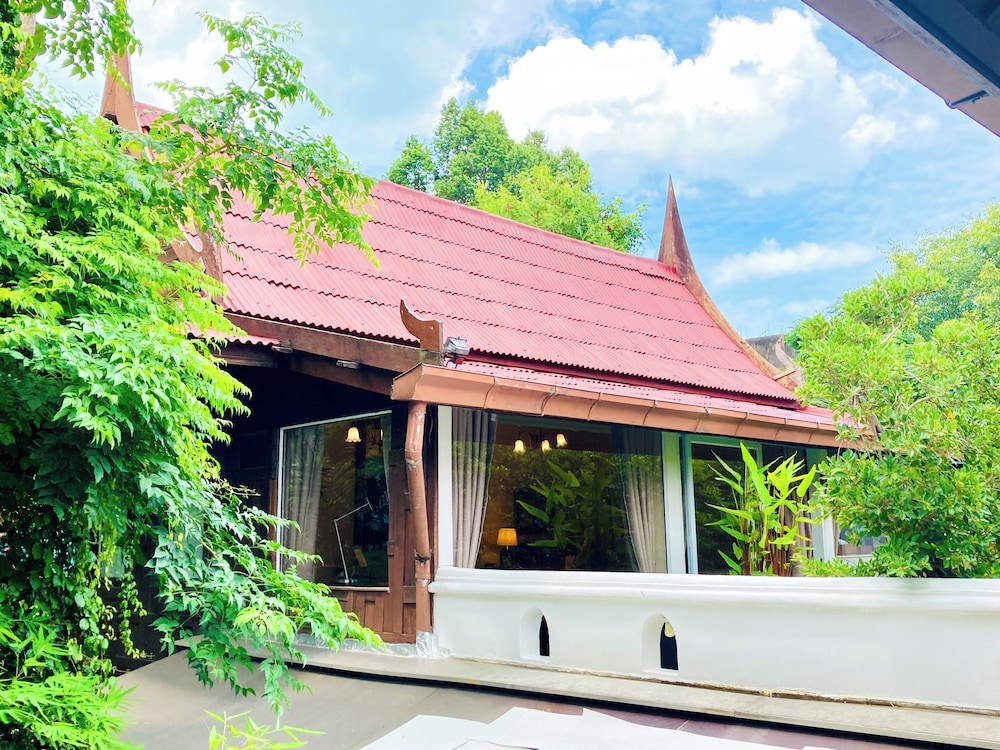 Ban Kaew Villas 3/50