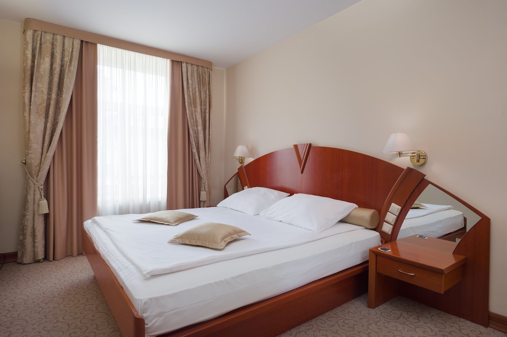Grand Hotel Union Eurostars (ex Grand Hotel Union) 43/81