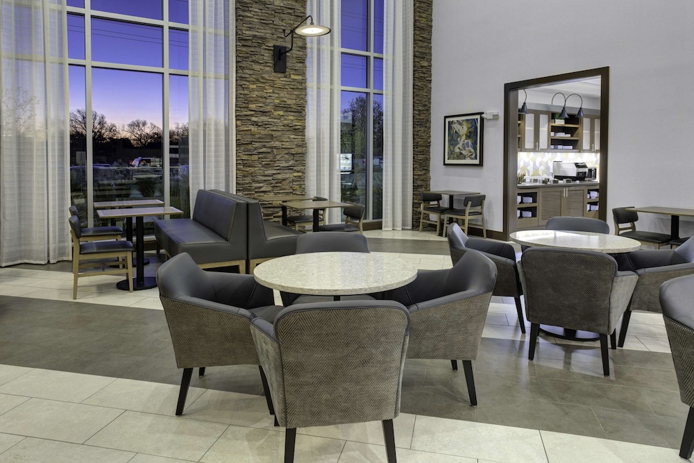 Hyatt Place Dallas-Allen 44/66