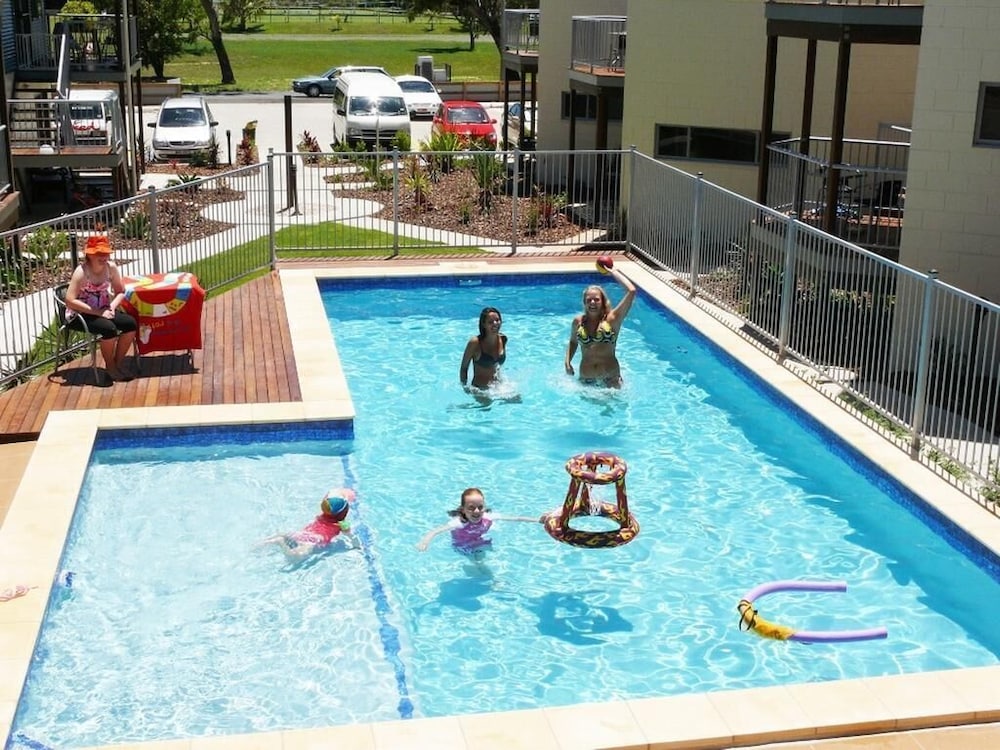Emu Park Beach Resort 36/63