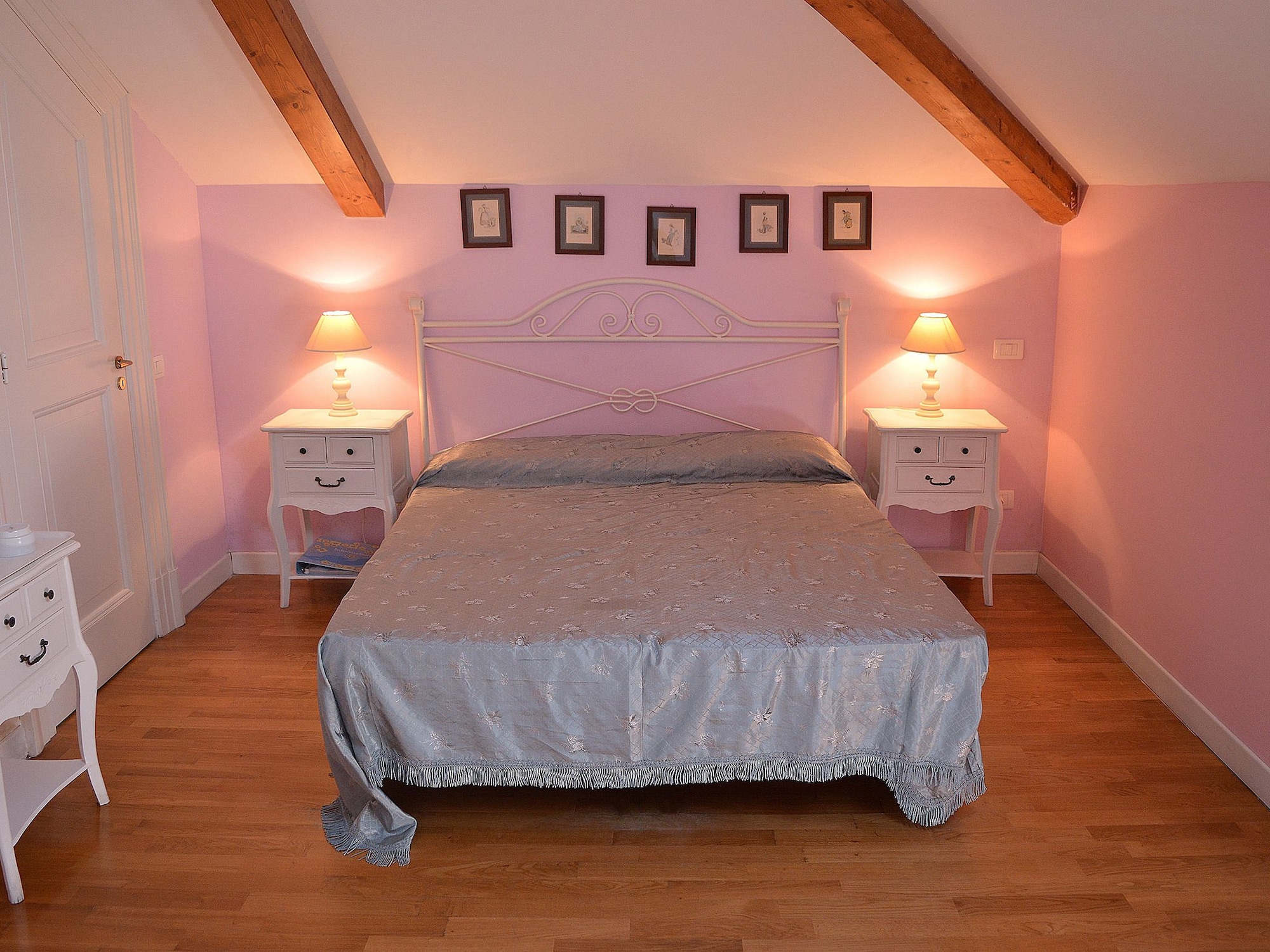 Standard, Double Bed