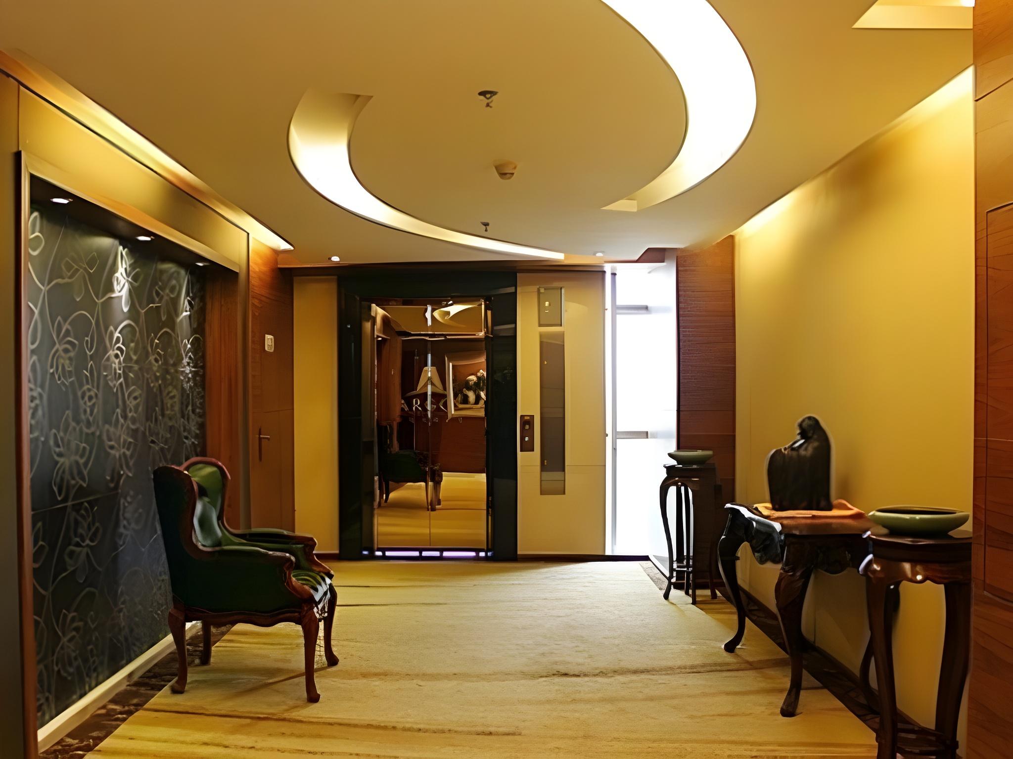 Lavande Hotel (Guangzhou Panyu Shiqiao Metro Station, Dabei Road) 10/43