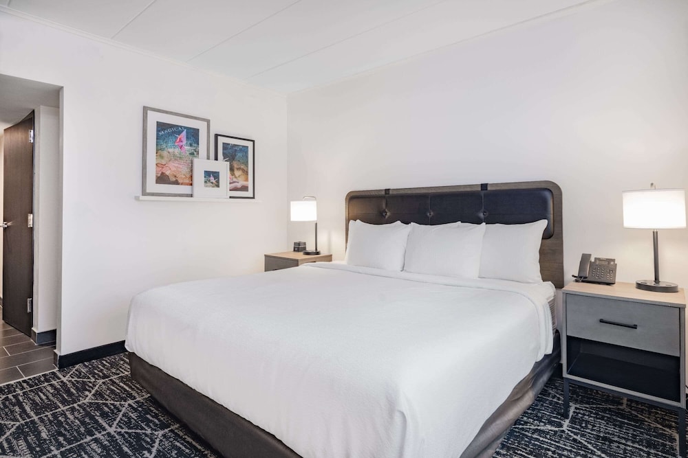 La Quinta by Wyndham Chicago O'Hare Airport 14/30
