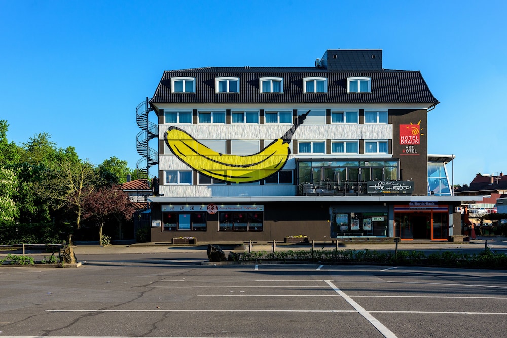 Hotel Braun 4/64