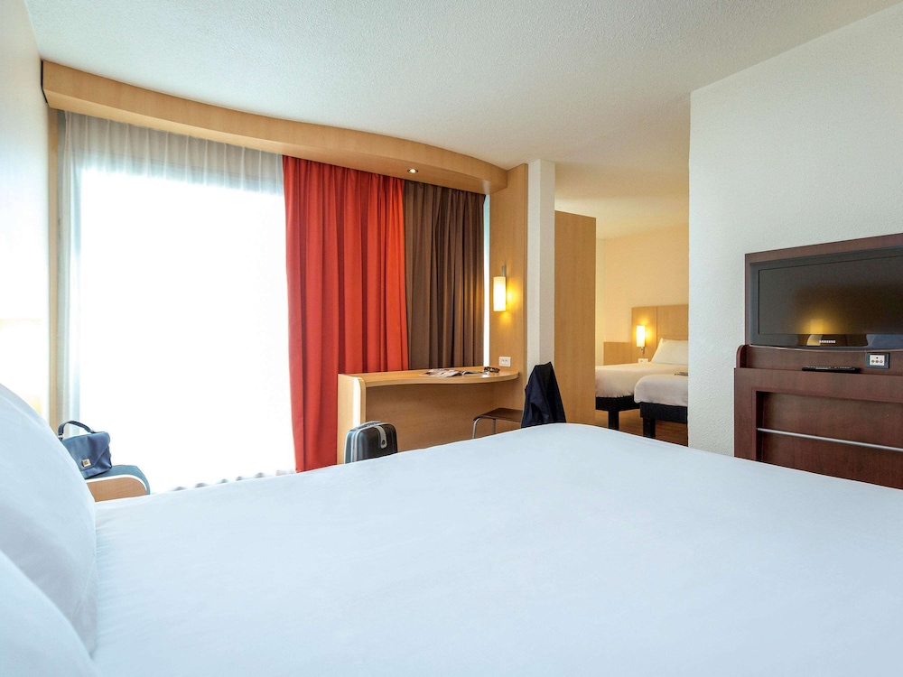ibis Cavaillon Luberon 15/72