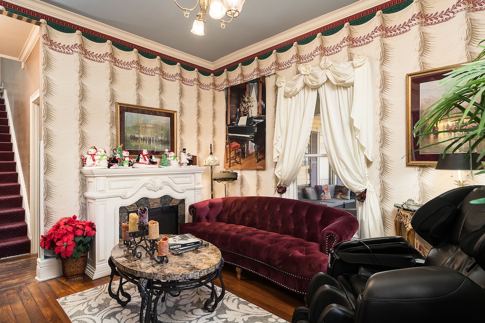 Montgomery Inn BnB 31/50