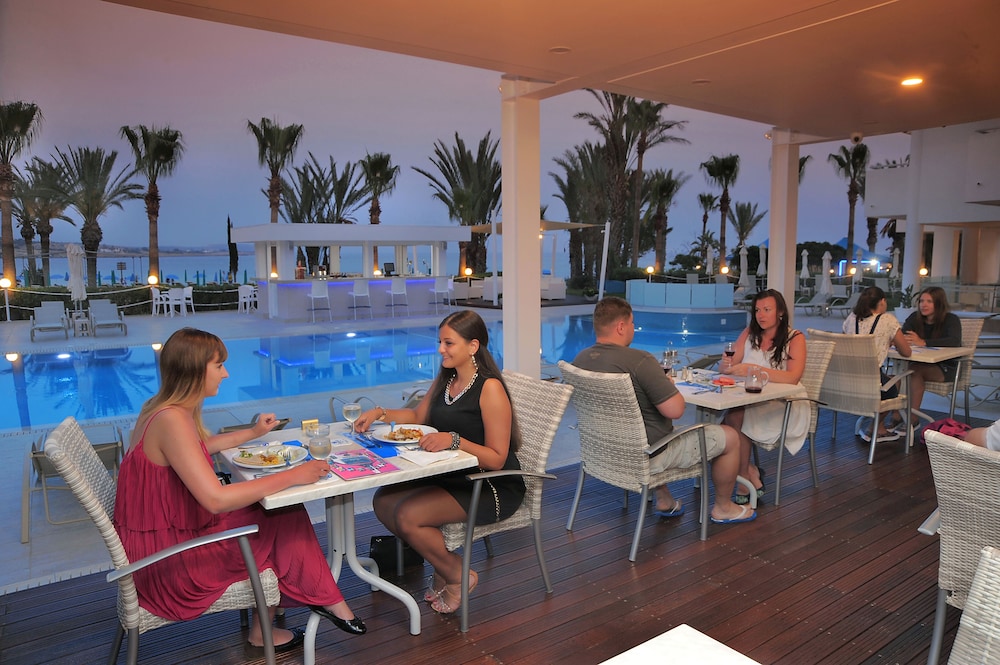 Okeanos Beach Boutique Hotel 25/39