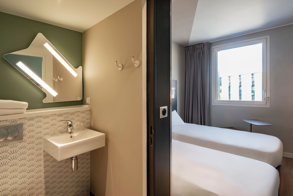 Ibis Budget St-Étienne Centre Gare Châteaucreux(Open. March 19) 23/71
