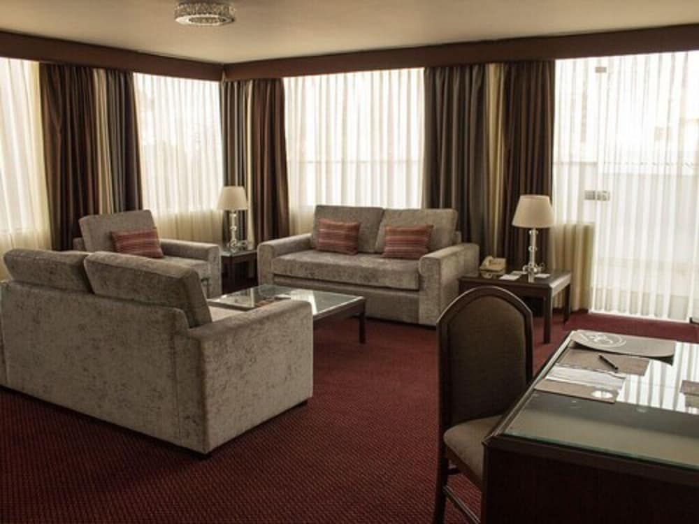Hotel Carrera Ex Thunderbird Hotels Carrera 37/64