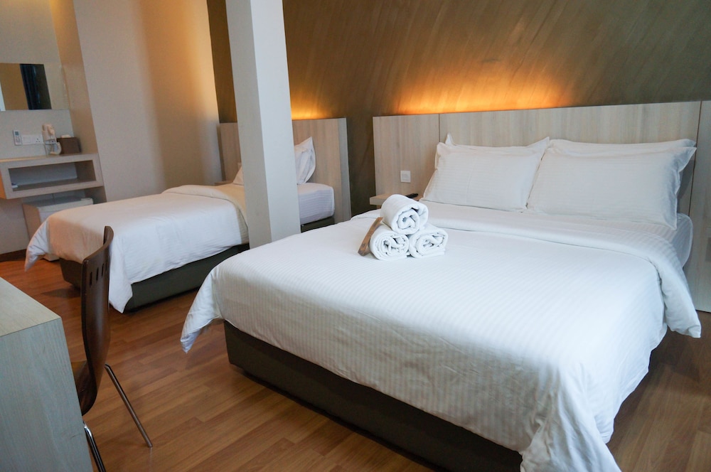 Inn86 8/33