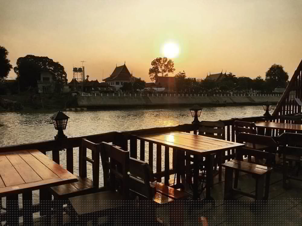 Jidapa Resort 20/58