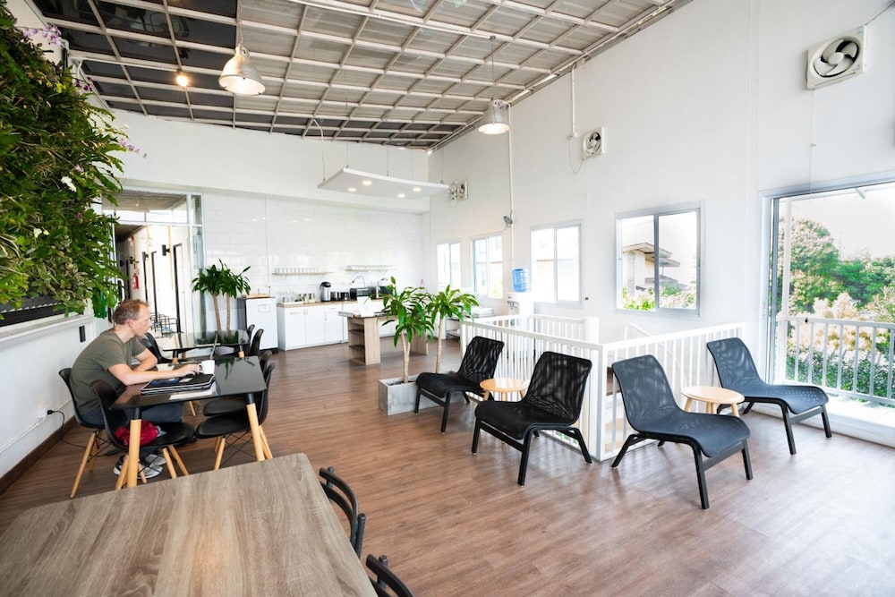Connect Hostel 26/52