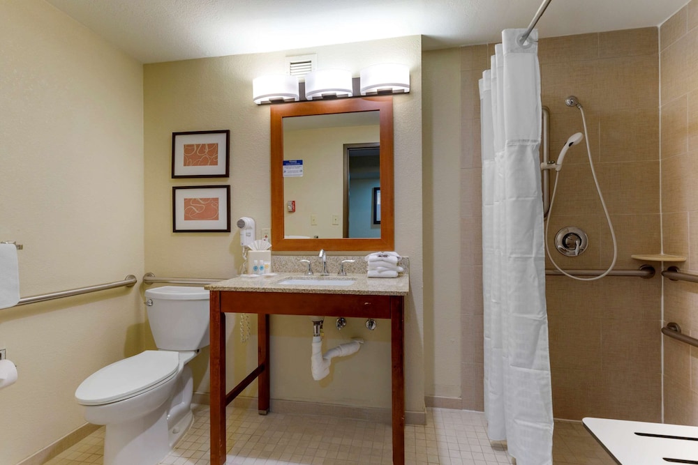 Comfort Suites Fredericksburg South 15/41