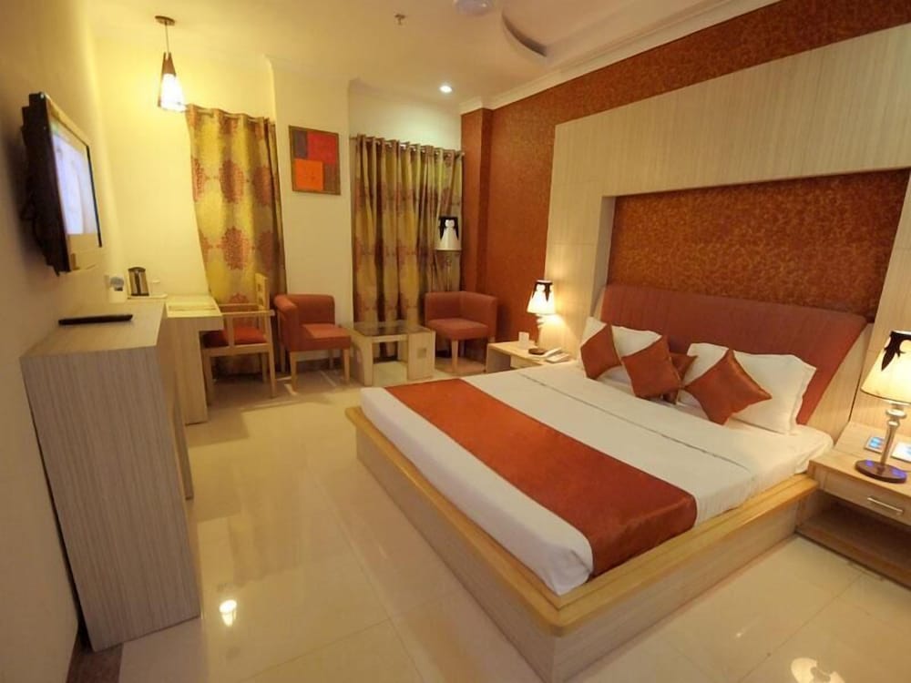 Hotel Rajshree 15/44