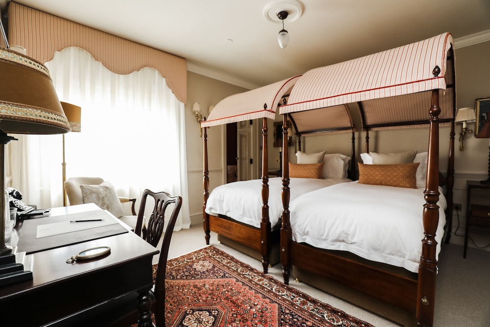 Henry's Townhouse 19/53