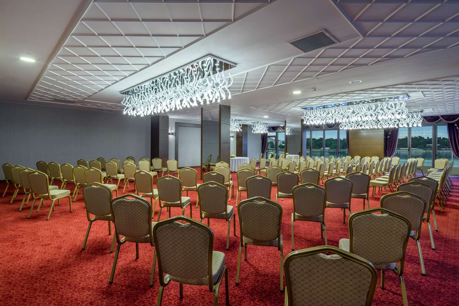 Hampton by Hilton Canakkale Gallipoli 12/13
