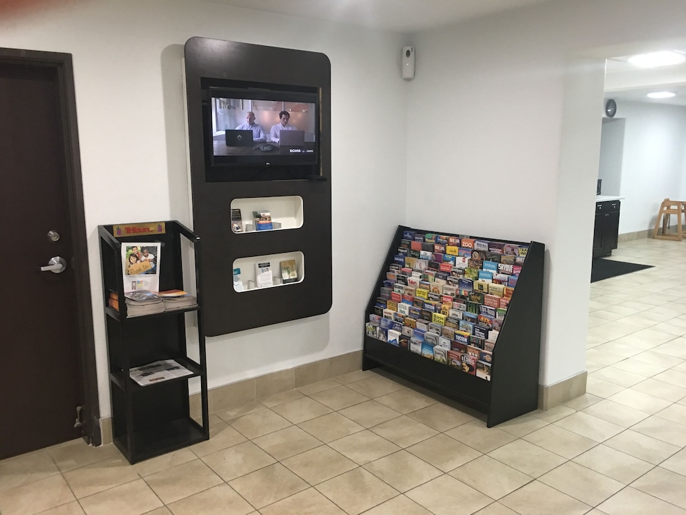 Americas Best Value Inn Apache Junction 47/56