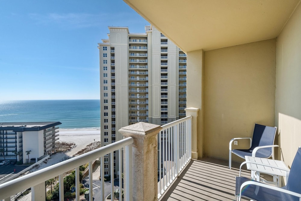 Grand Panama Beach Resort 12/81