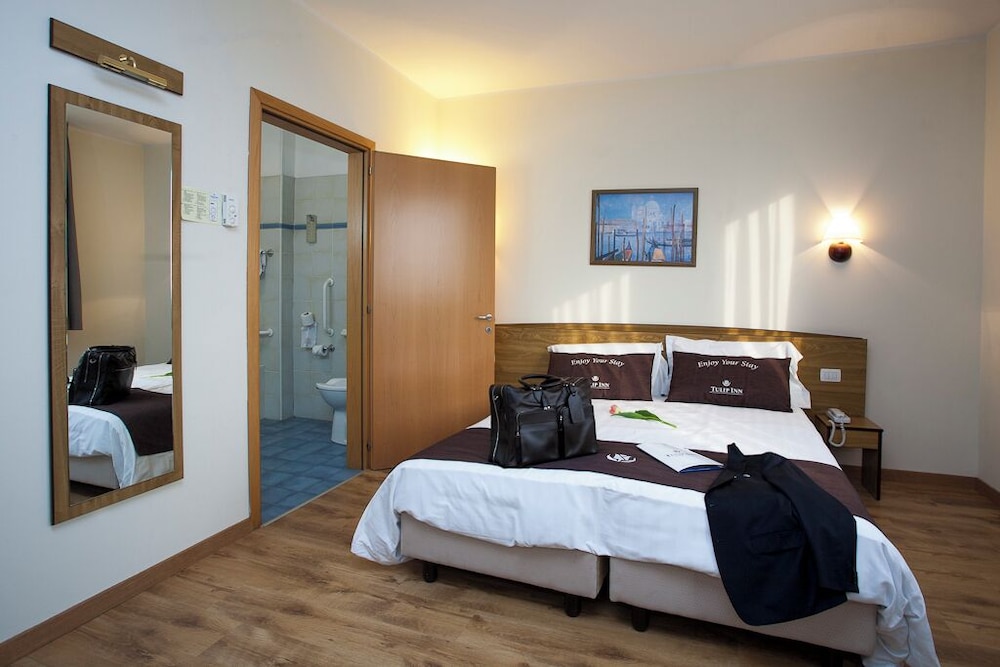 Tulip Inn Padova 10/56