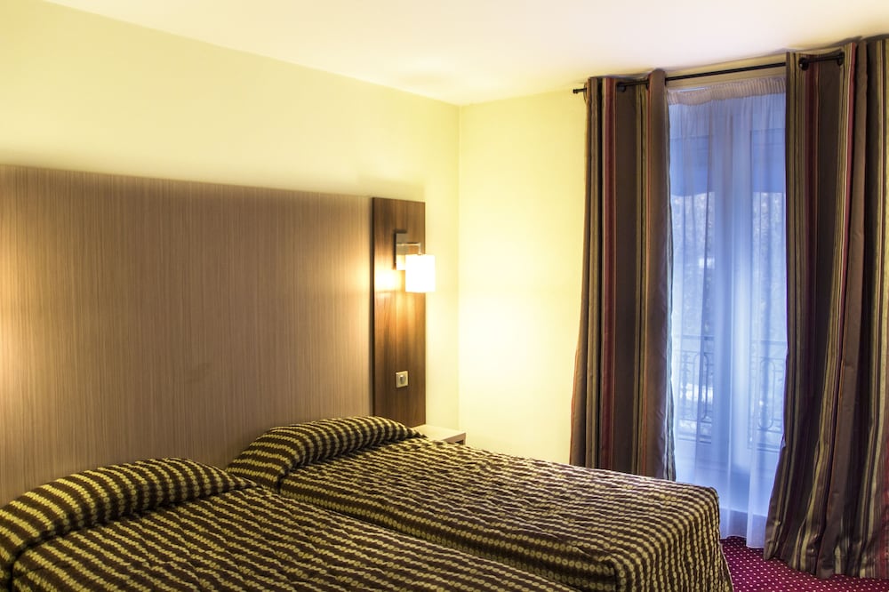HOTEL TERMINUS MONTPARNASSE 23/63