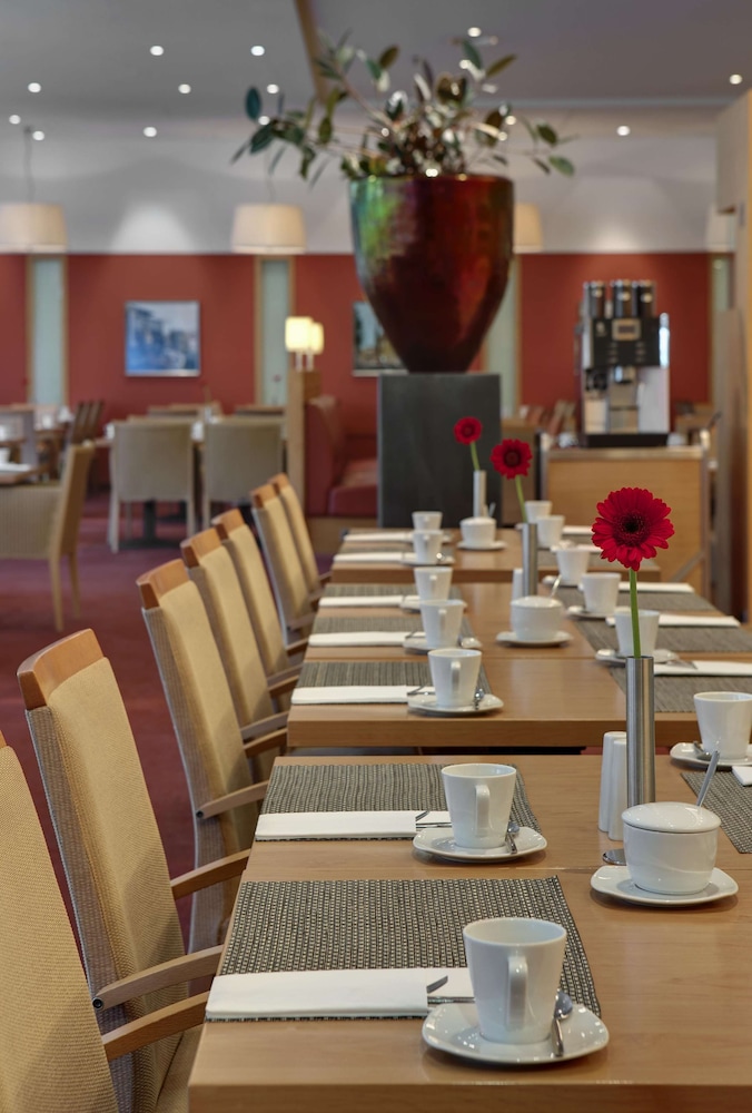Steigenberger Airport Hotel Amsterdam 63/66