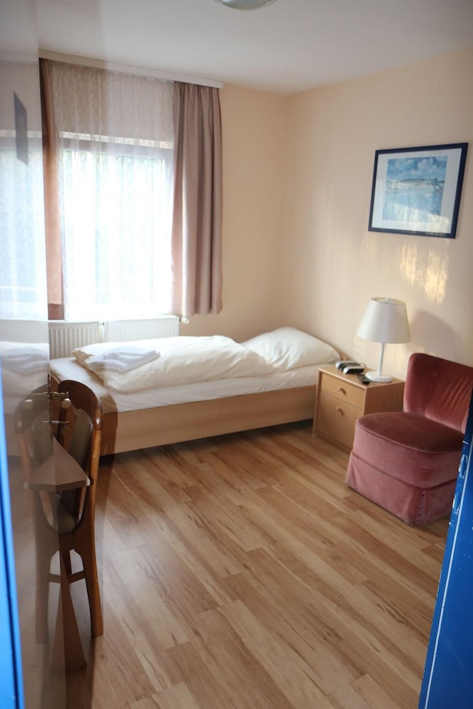 Hotel Apex، Hemmingen 6/50