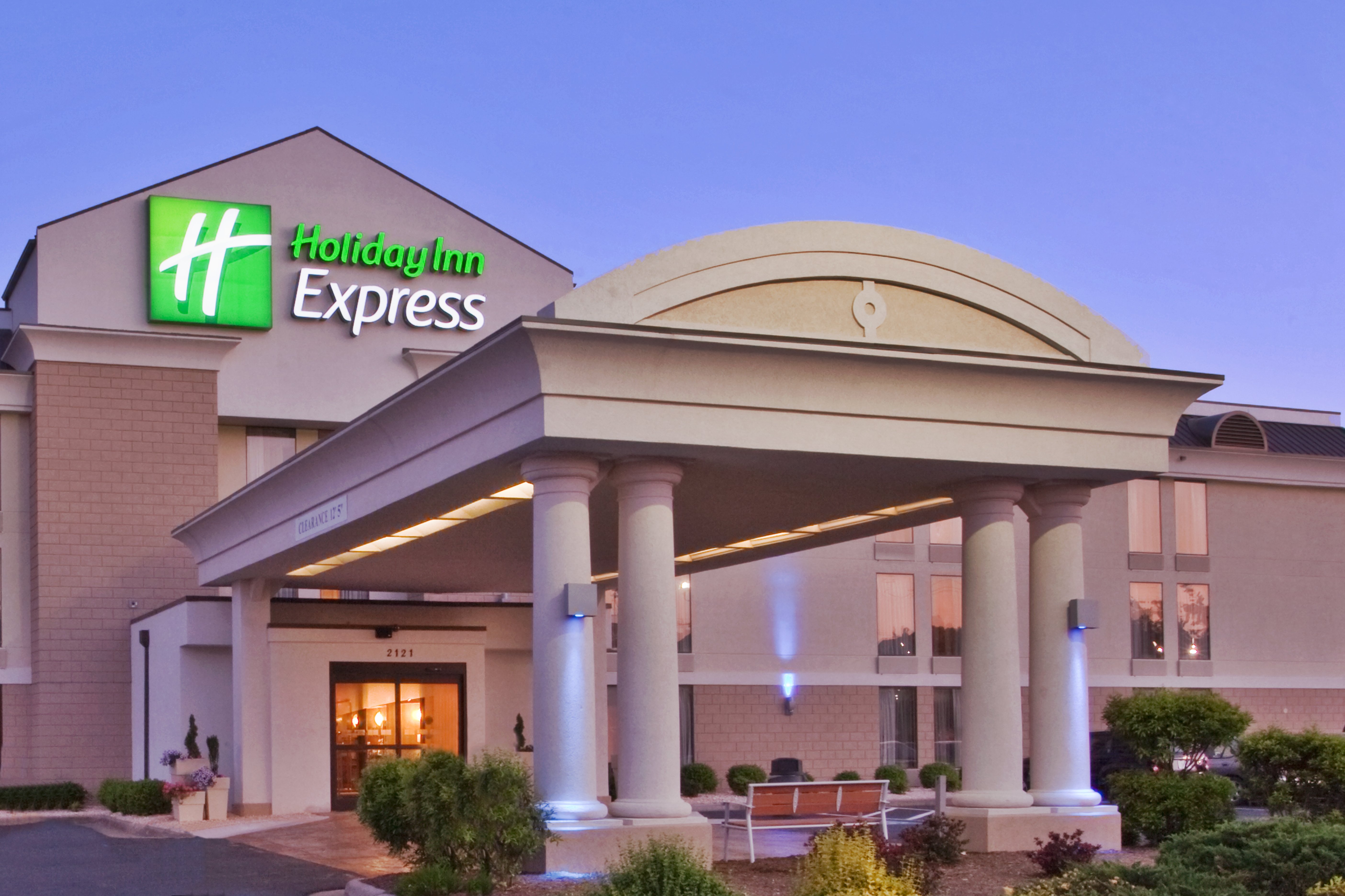 Holiday Inn Express Danville 1/34