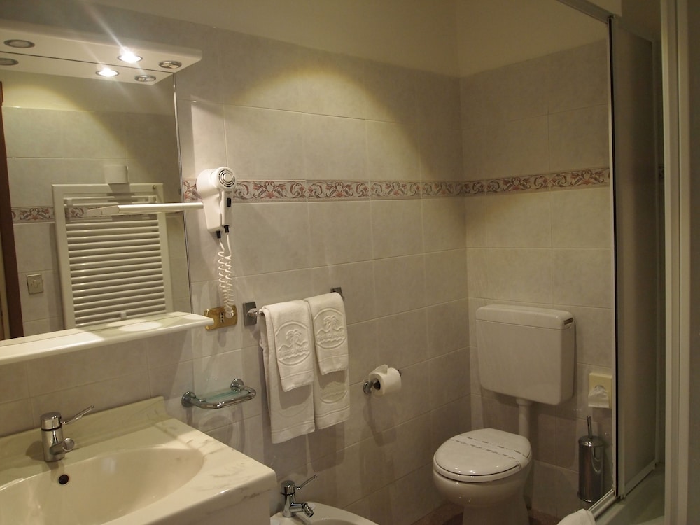 Piccolo Hotel 13/56