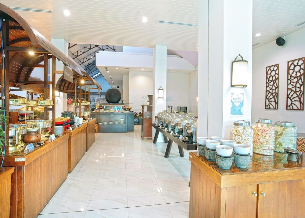 Lido Lake Resort by MNC Hotel 41/63