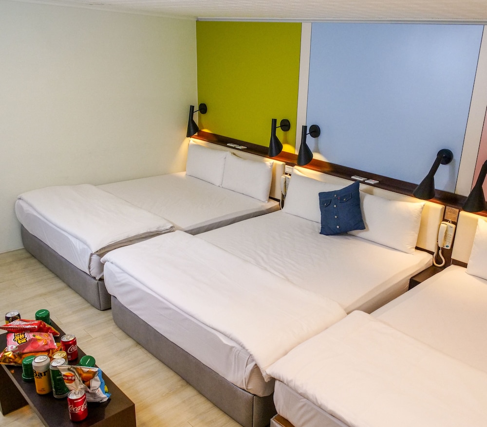 MF Hotel Penghu 6/70