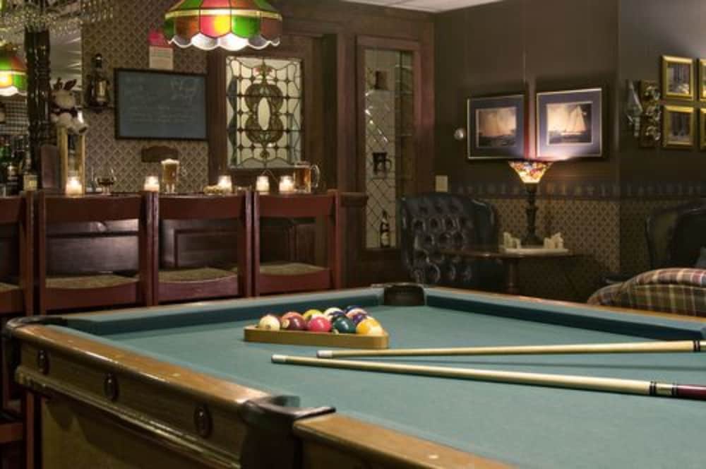 Inn at Ellis River 40/50