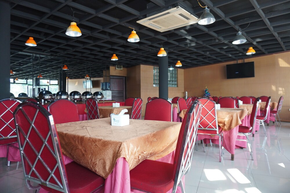 Siantar Hotel Parapat 36/44
