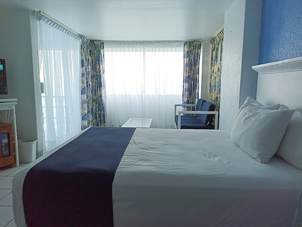 Hotel Villa Bejar Tequesquitengo 24/72
