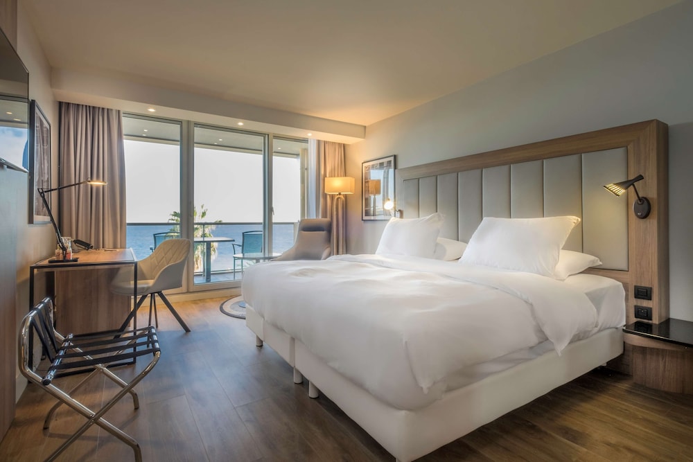 RADISSON BLU NICE 23/75