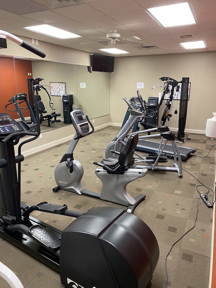 Northfield Inn Suites Conference Center 33/63