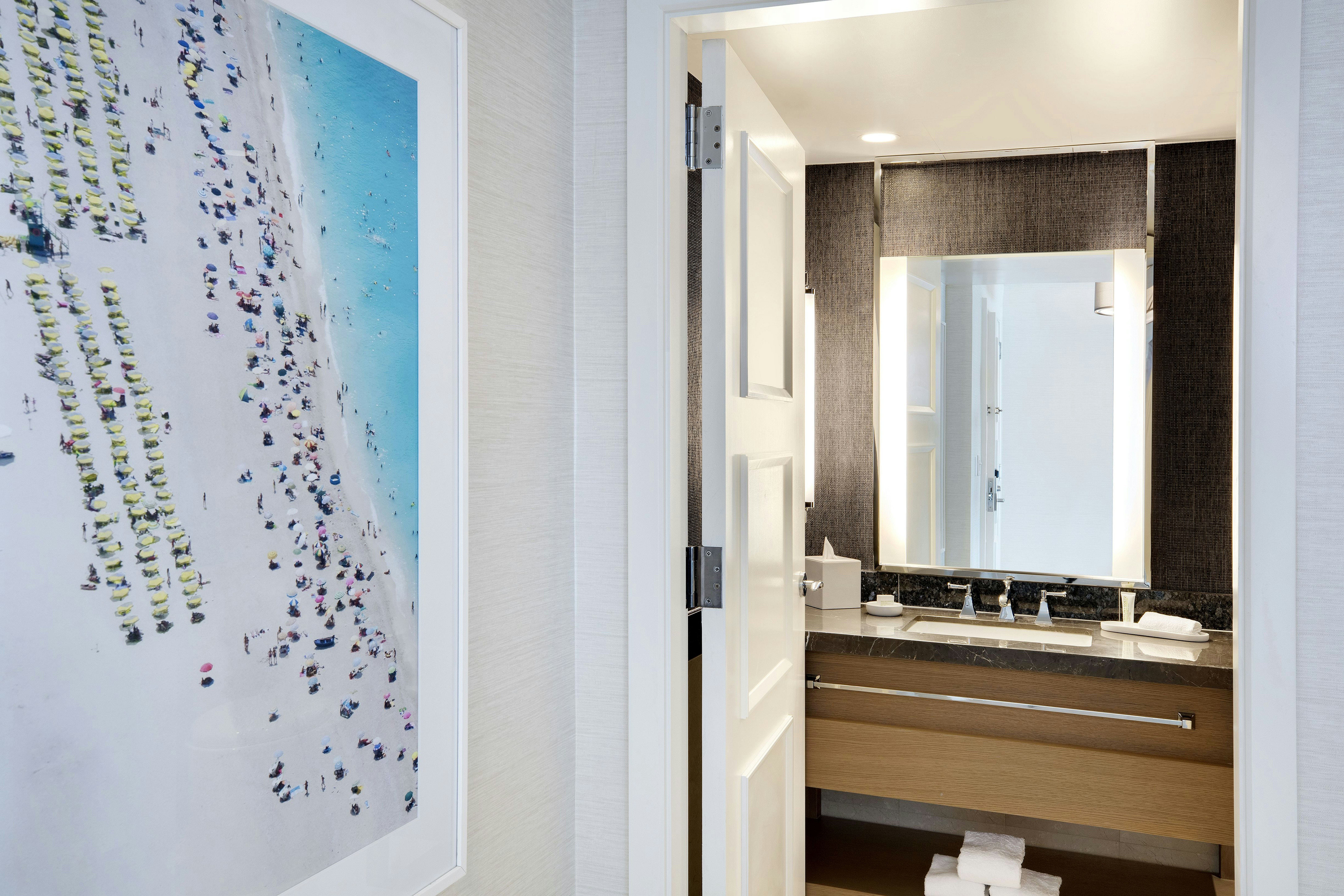 Signia by Hilton Diplomat Beach Resort 49/50