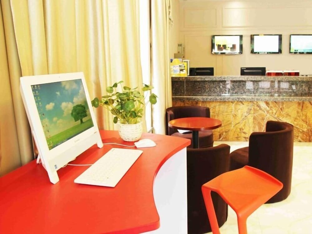 GREENTREE INN QINGDAO DEVELOPMENT DISTRICT SDUST EXPRESS HOTEL 31/46