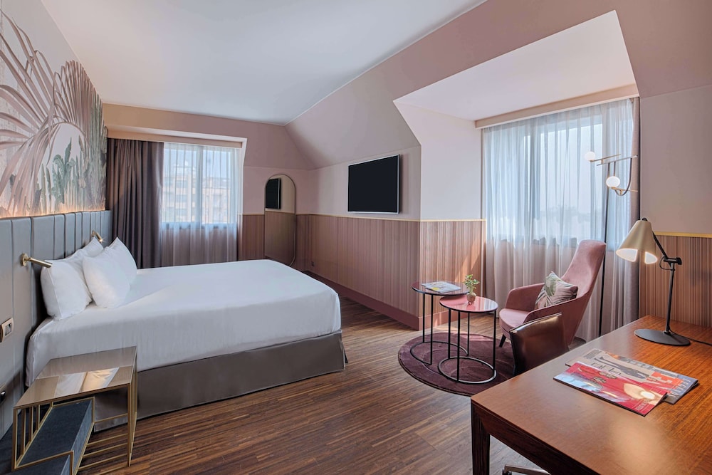 JUNIOR SUITE, WITH EXTRA BED