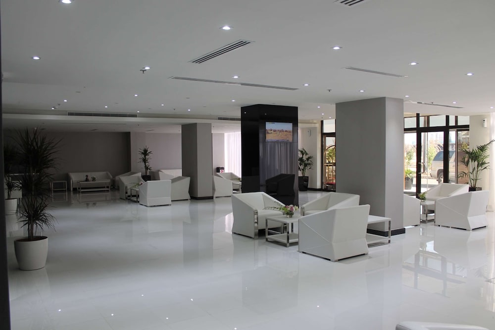 فندق جولدن توليب للأجنحة الفندقية(Golden Tulip Al Khobar Suite Hotel) 38/52