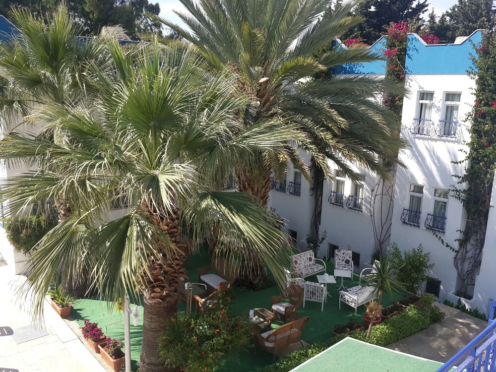 Chronos Beach Hotel 47/50