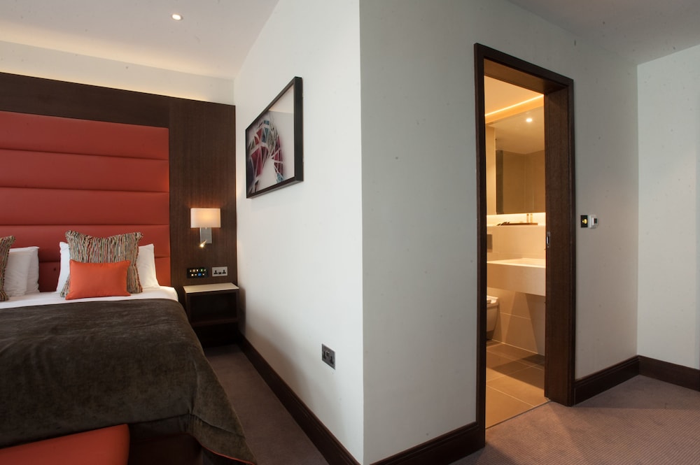 St George S Hotel Wembley 5/32