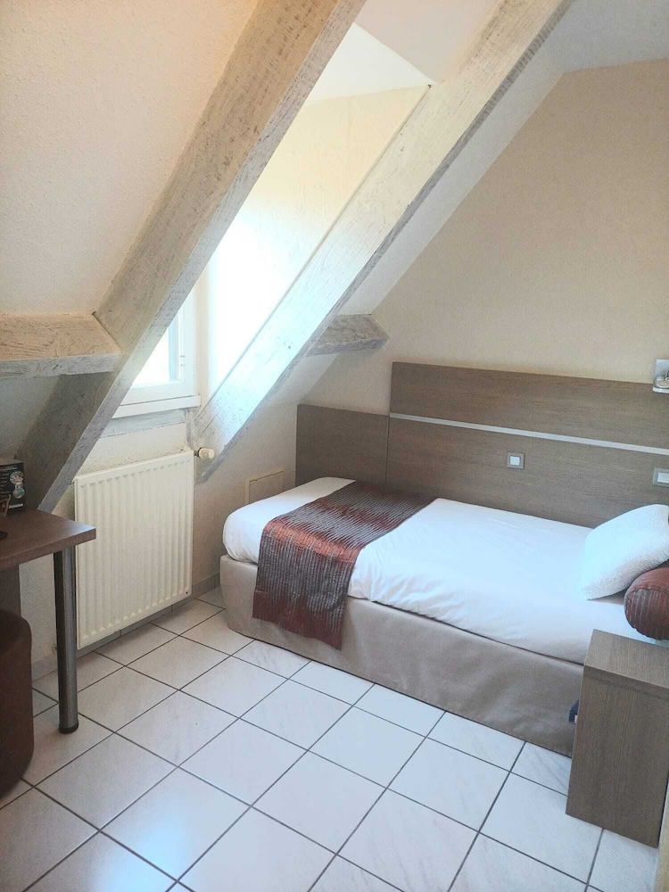 HOSTELLERIE DU CAUSSE 5/31