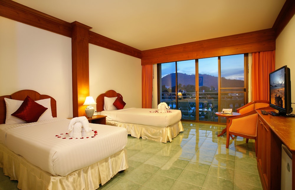 Jiraporn Hill Resort Patong Phuket 26/59