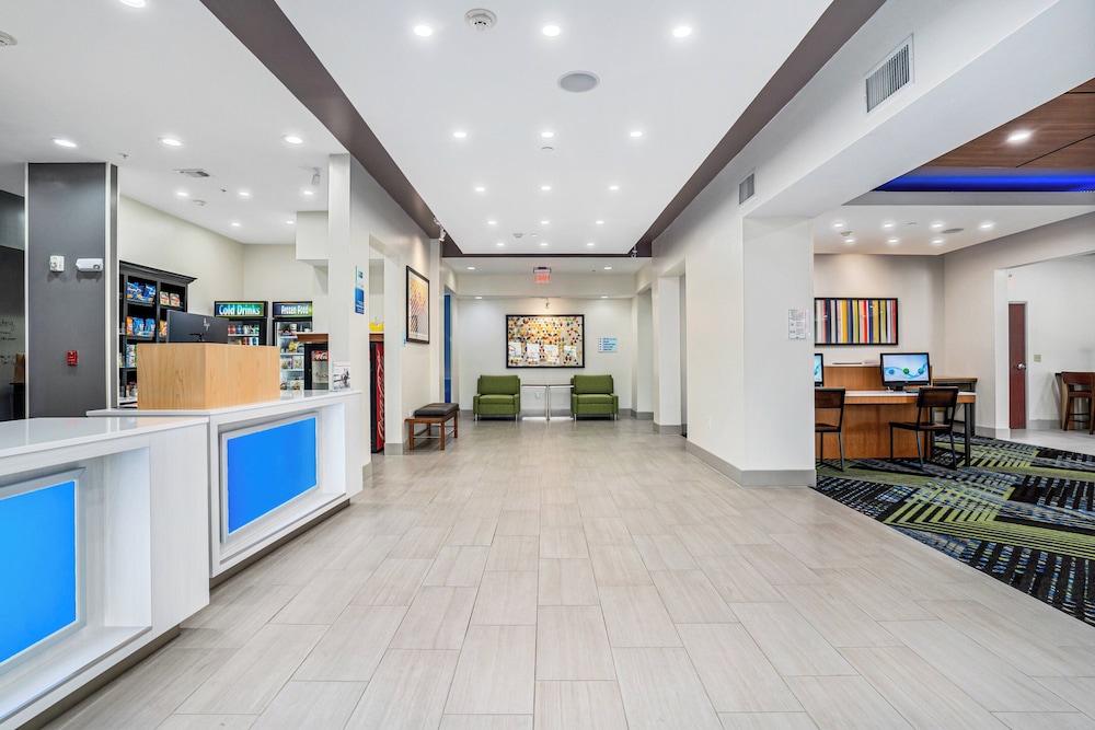 Holiday Inn Express Hotel And Suites Van Buren Ft Smith Area 7/70