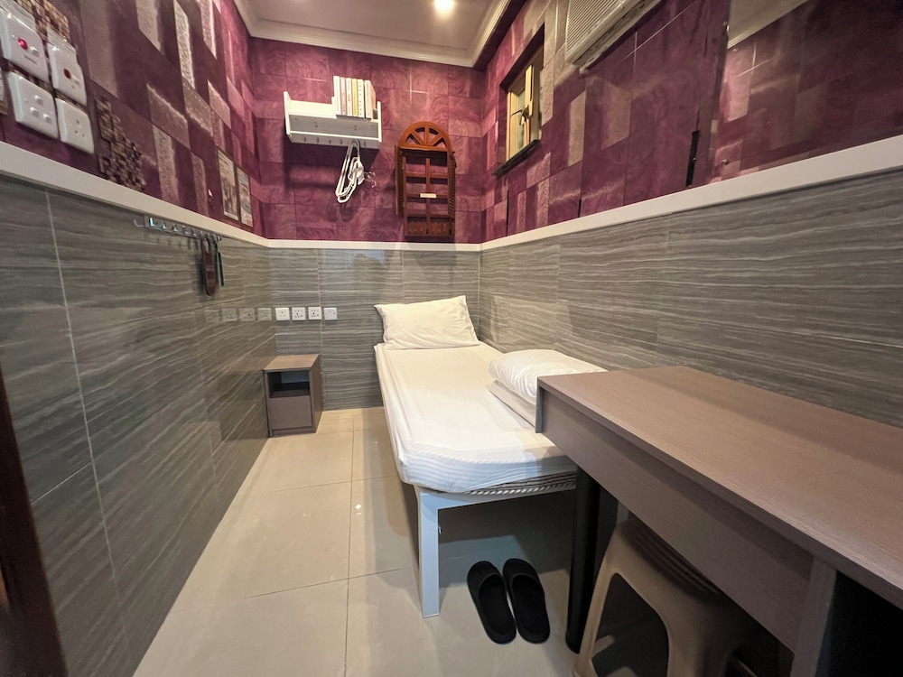 Usa Hostel 51/51