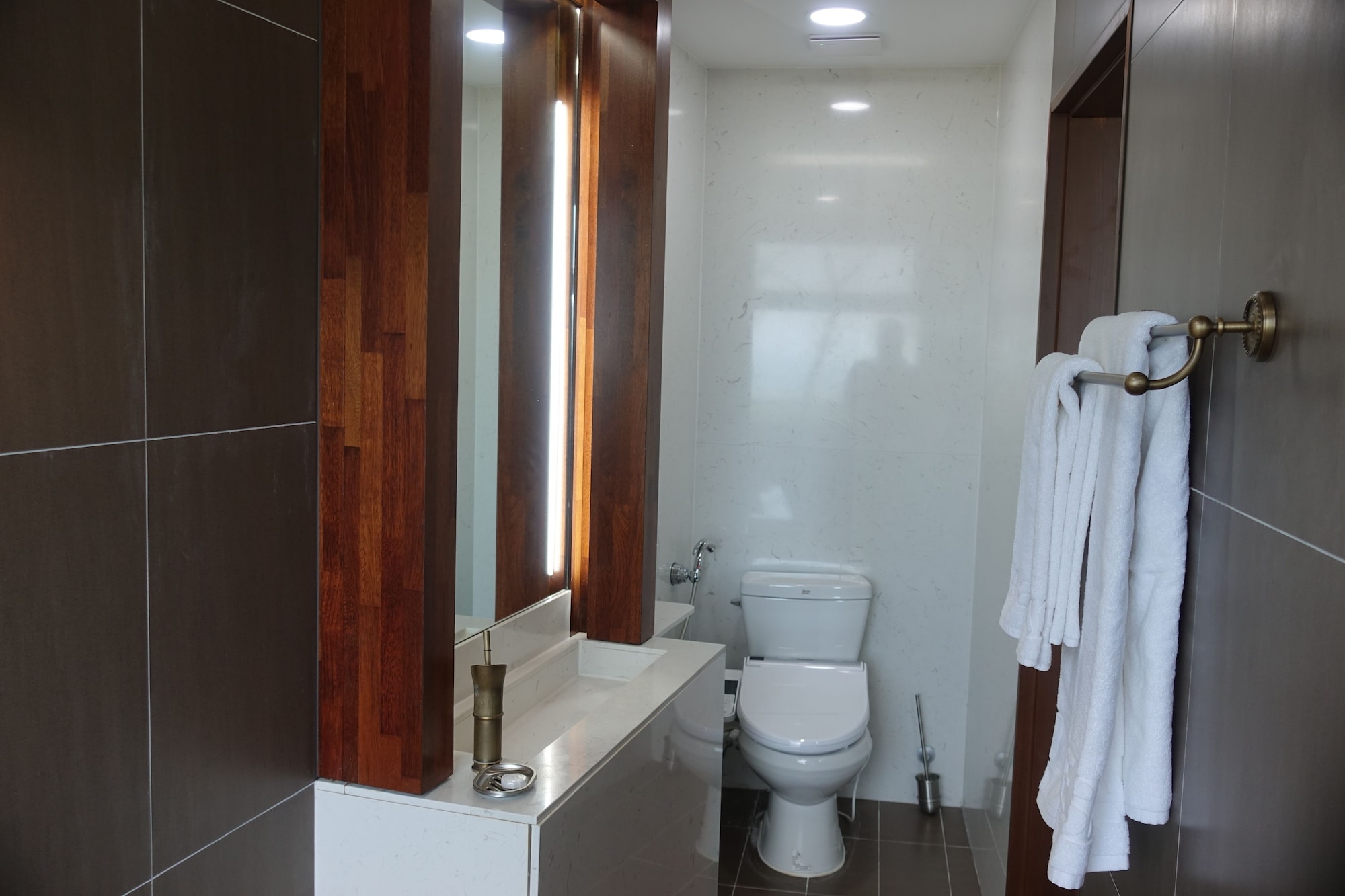 غرفة فاخرة بسرير كينج، The Jun Pension Jeju 2/2