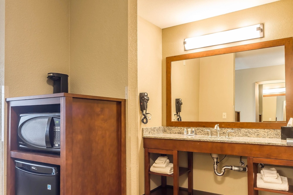 Comfort Inn & Suites Rocklin - Roseville 5/55