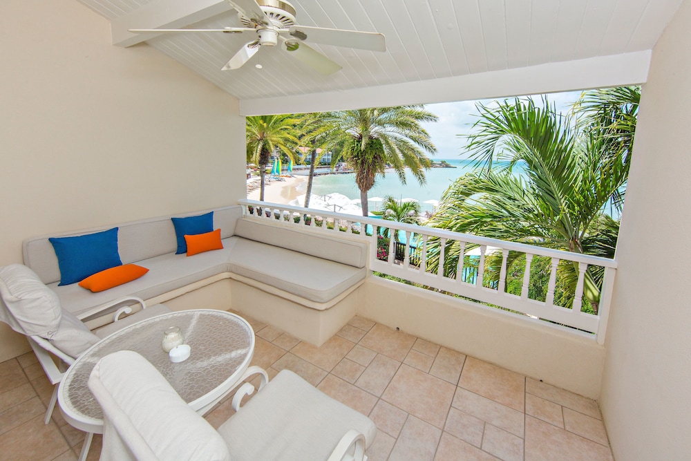Blue Waters Resort And Spa 35/41